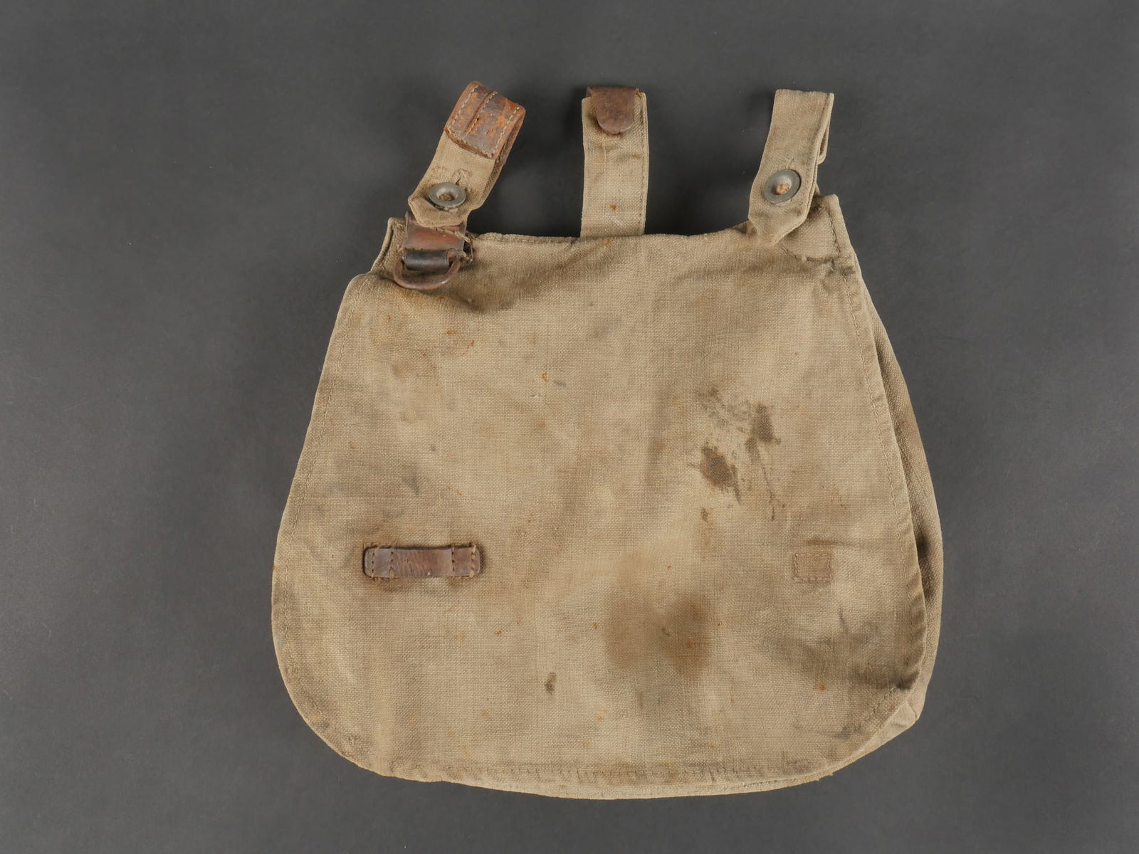 Sac a pain allemand dun artilleur du FAR38. German Breadbag, Artilleryman, FAR38 (1 of 7)