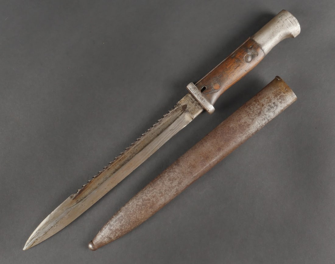 Baionnette allemande 84-98 2nd type a dents de scie regimentee. German Bayonet 84/98 Second Type, (1 of 8)