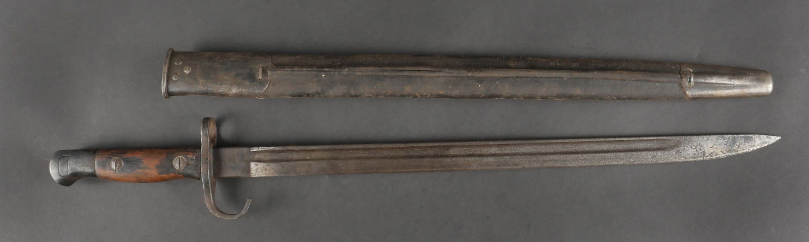 Baionnette anglaise M1907 a quillon. British Bayonet M1907 with Quillon (1 of 12)