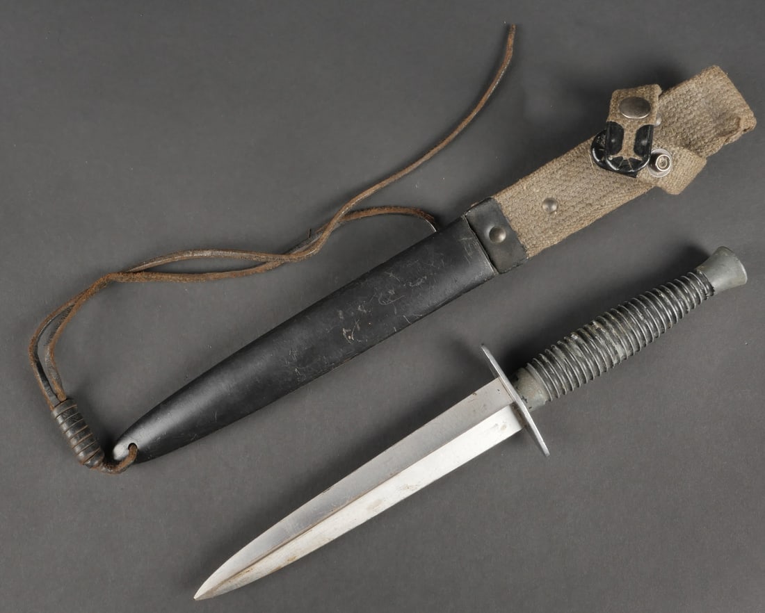 Dague Le Commando. Le Commando dagger (1 of 12)