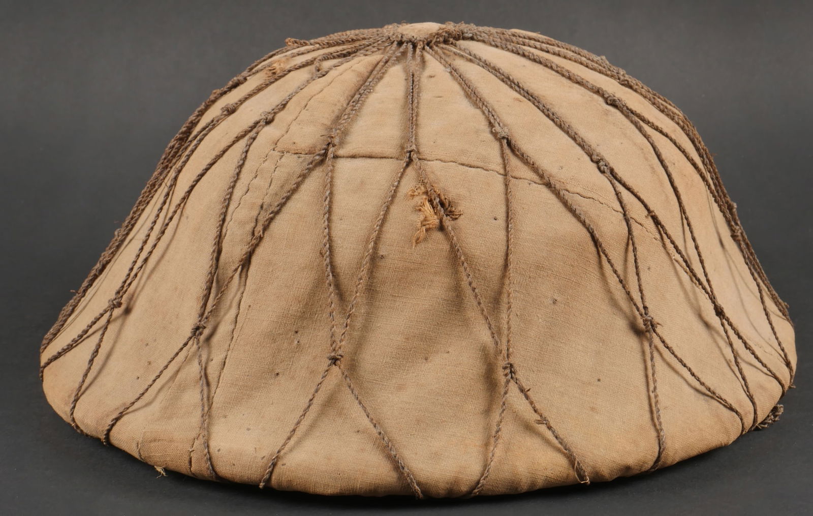 Casque Vietminh a impact. Viet Minh helmet with impact (1 of 15)