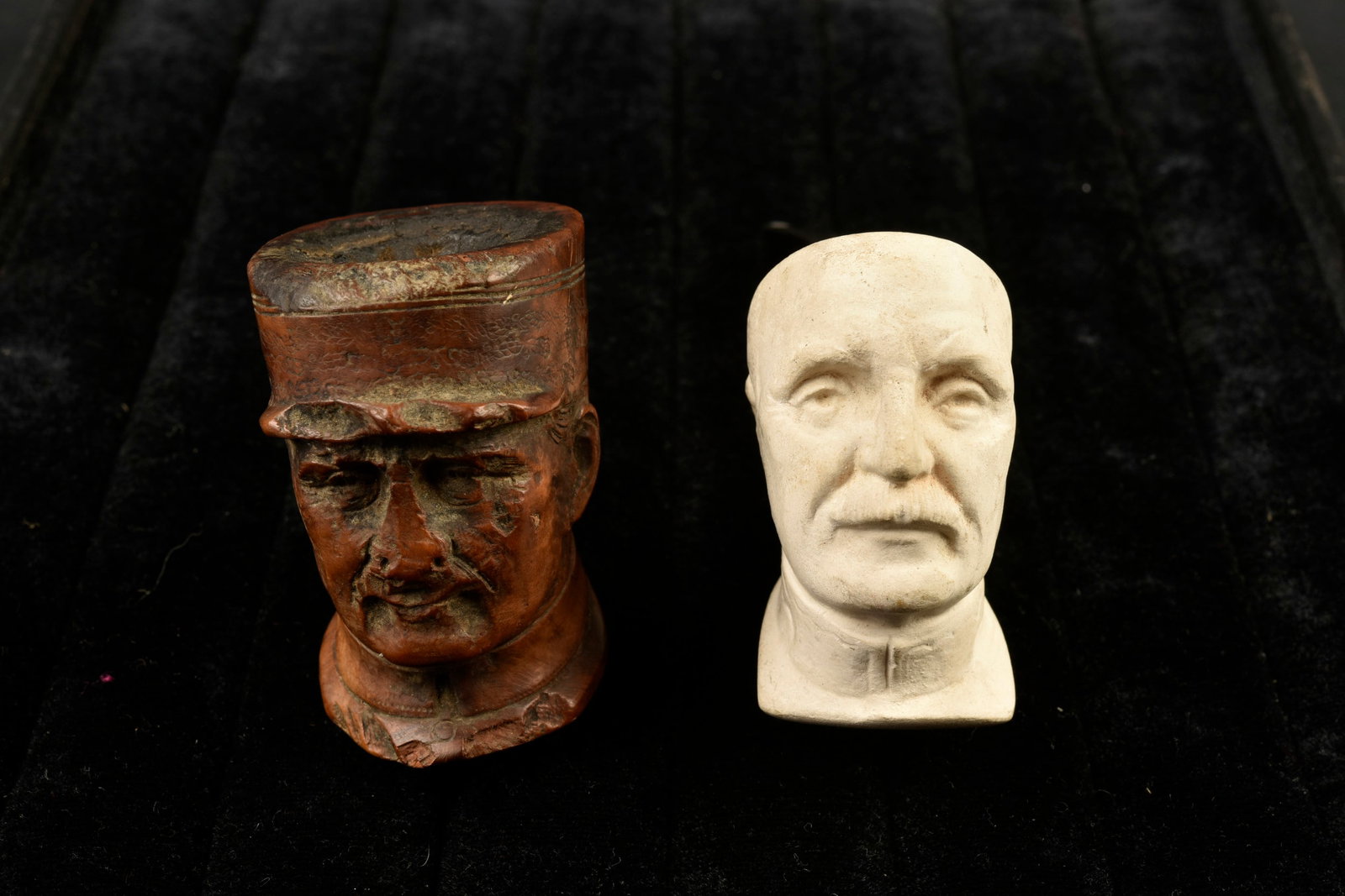 Ensemble de 2 Pipes a leffigie du Marechal Petain. Set of 2 Pipes with Marshal Petain’s Effigy: Ensemble de 2 Pipes a leffigie du Marechal Petain. Ensemble comprenant une pipe en ecume de Mer a leffigie du Marechal et portant la signature de Marcel Bouraine estampee a la base de la douille de pi
