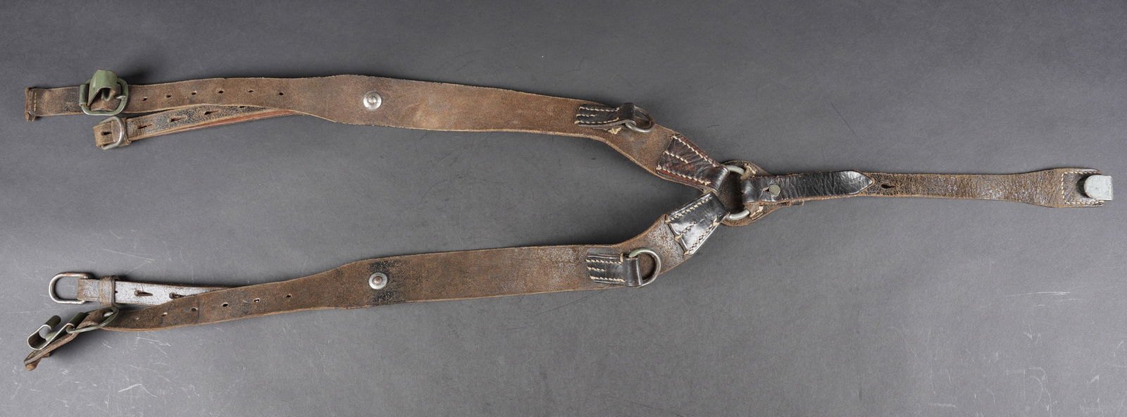 Brelage allemand. German Y Straps. (1 of 10)