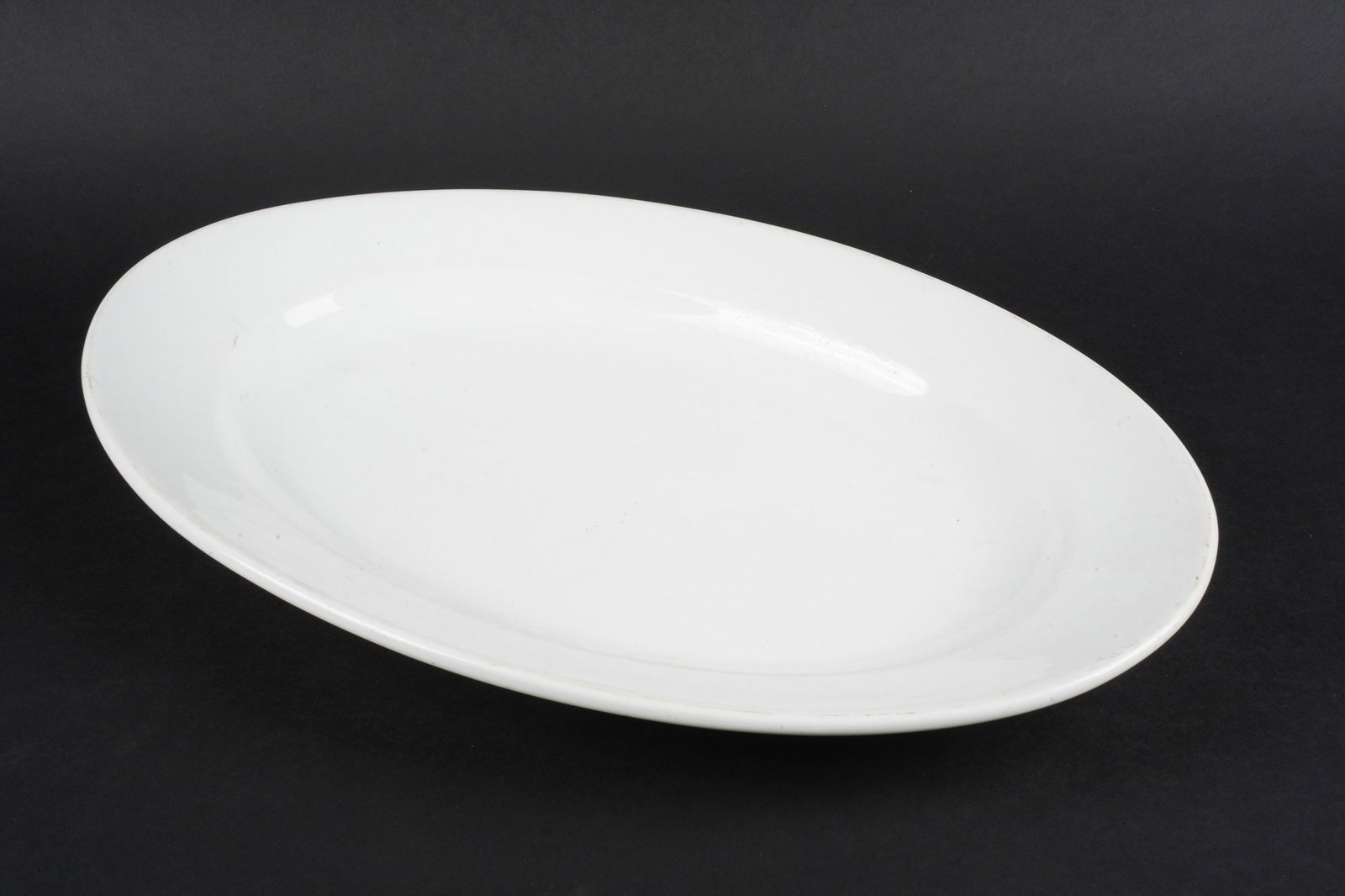 Plat de la Luftwaffe. Luftwaffe plate. (1 of 8)