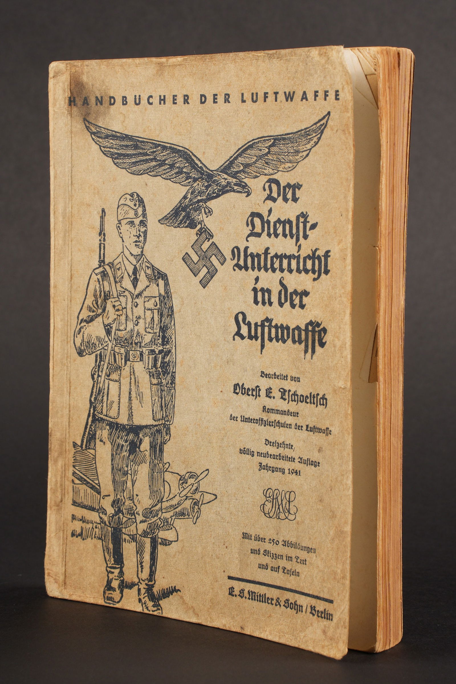 Reibert Luftwaffe. Luftwaffe booklet. (1 of 11)