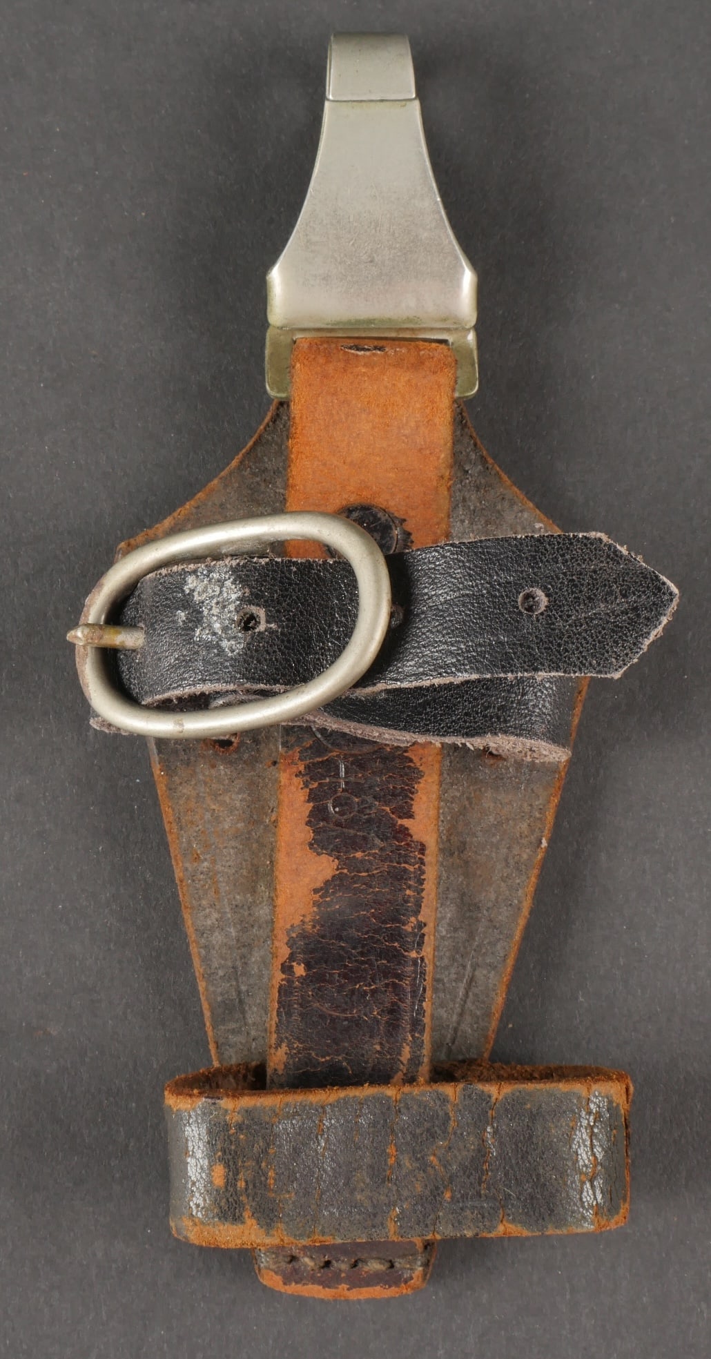 Suspente verticale dague SS. Vertical hanger for SS dagger (1 of 5)