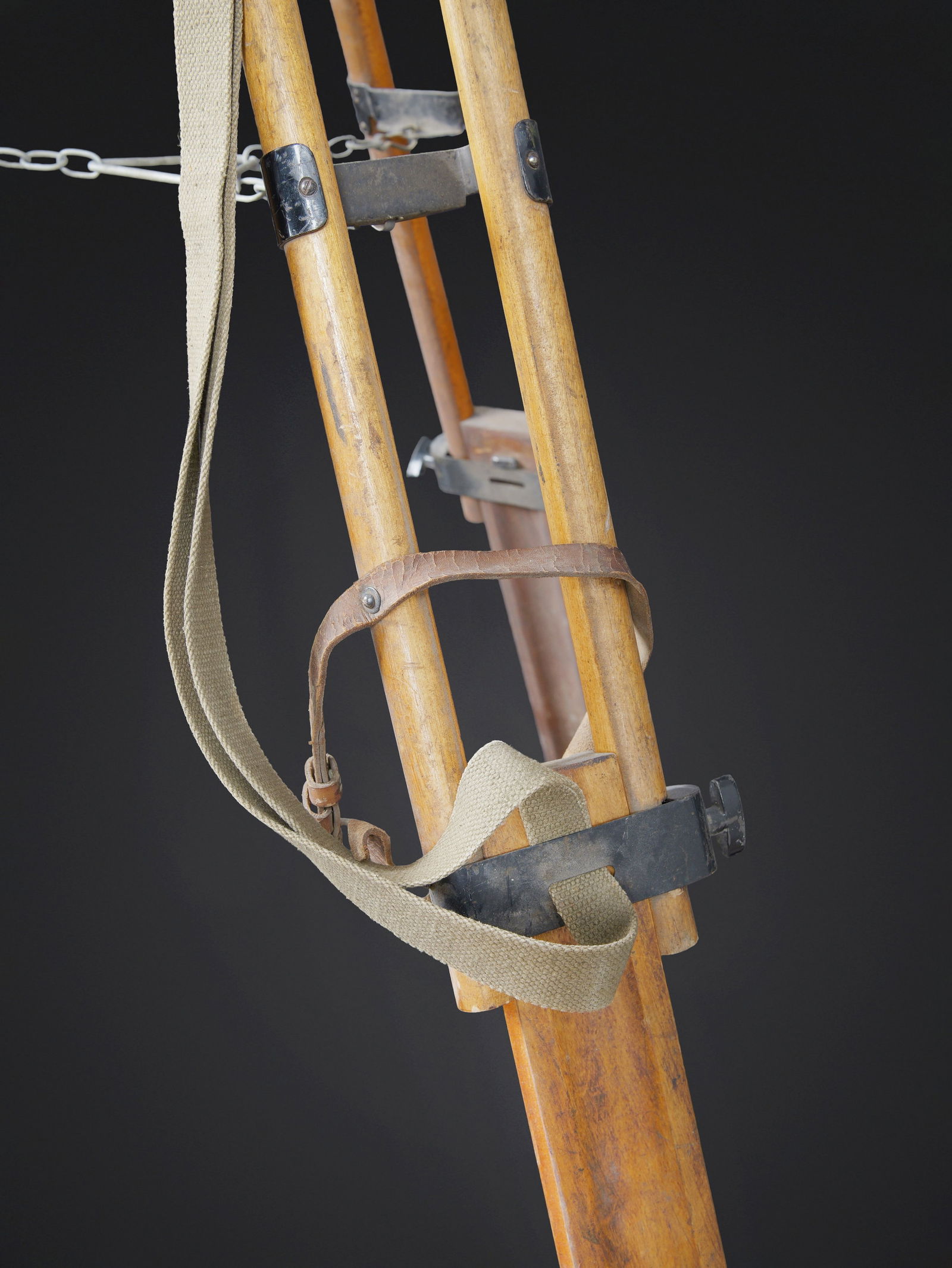 Trepied d optique. Optical tripod. - 5