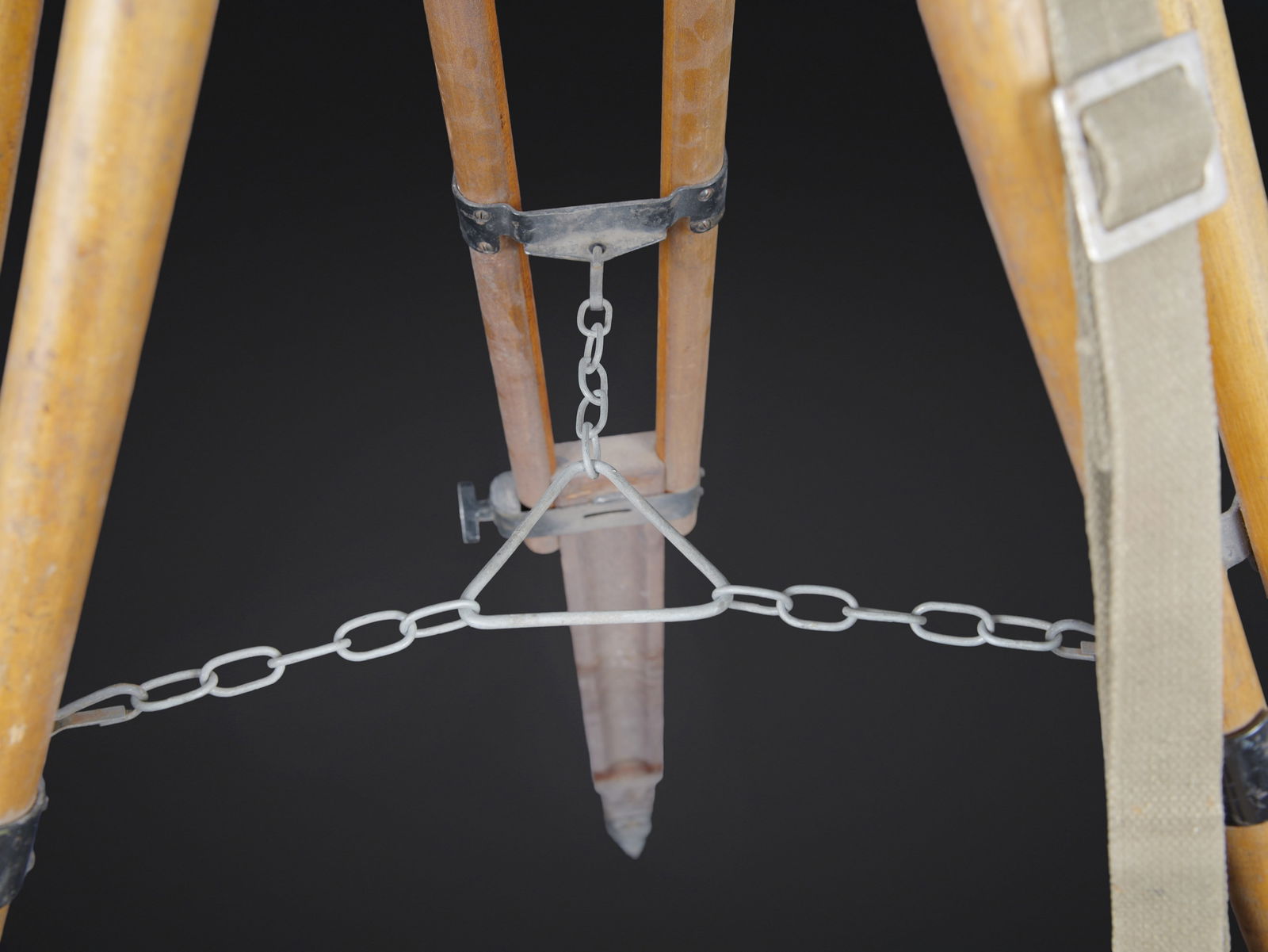 Trepied d optique. Optical tripod. - 6