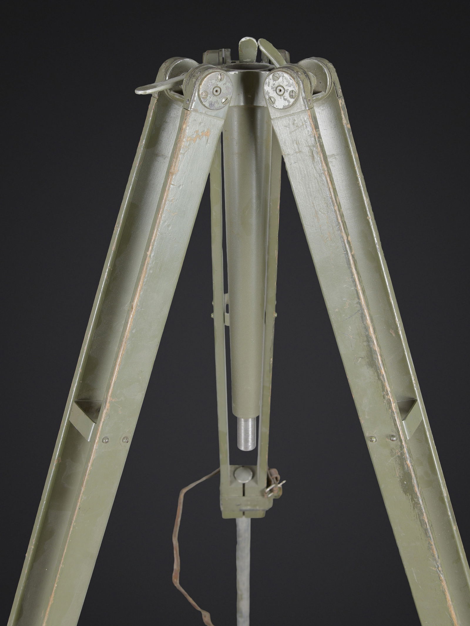 Trepied d optique. Optical tripod. - 5