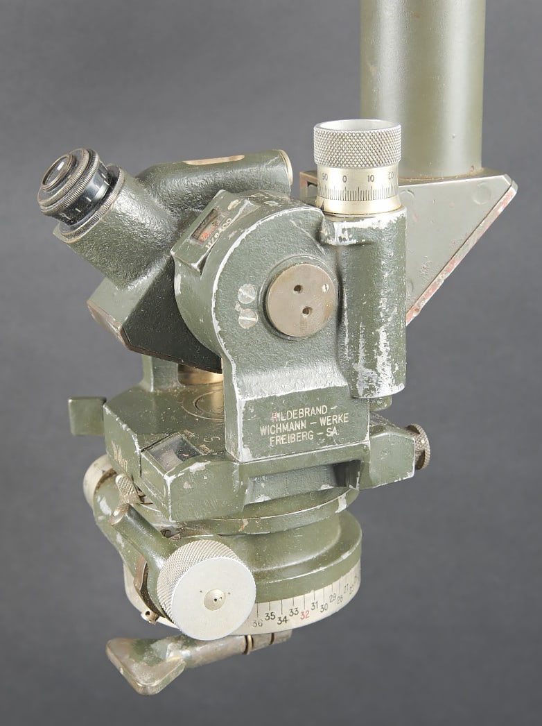 Optiques WH. WH optics. - 16