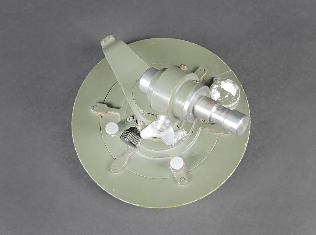 Alidade de visee russe. Russian sighting alidade - 4