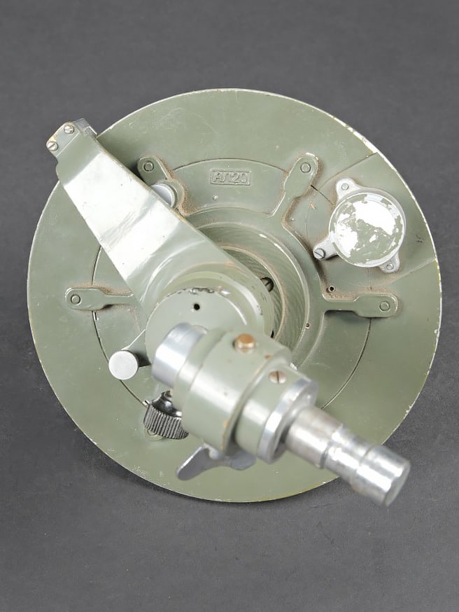 Alidade de visee russe. Russian sighting alidade - 6