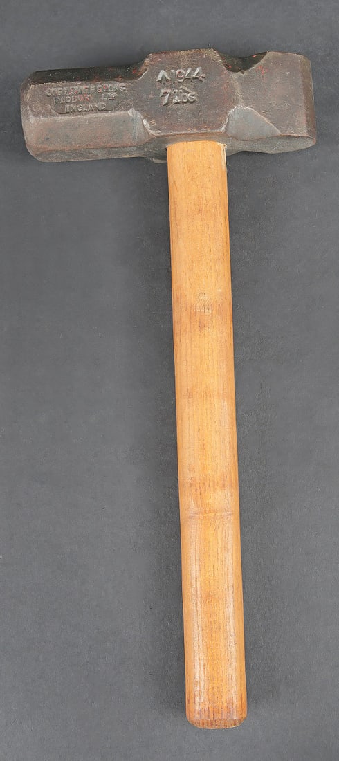 Masse britannique. British sledge hammer (1 of 3)