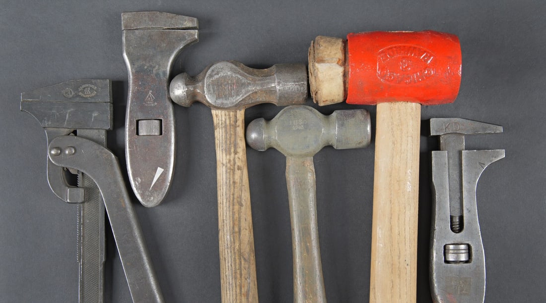 Caisse a outils britannique. - 8