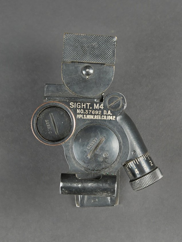 Sight M4 dans sa housse. - 8