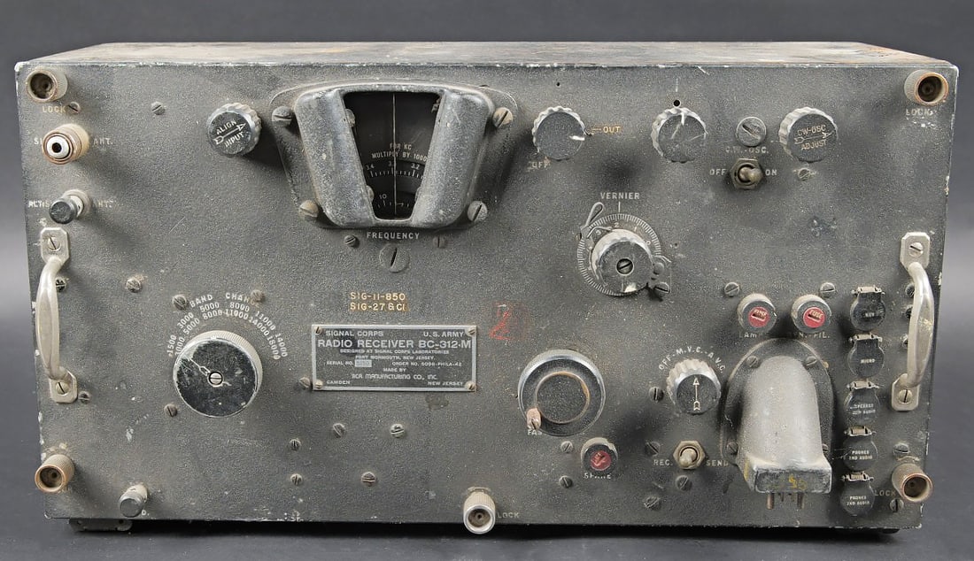Radio Receiver BC 312 M. Receiver Radio BC 312 M (1 of 10)