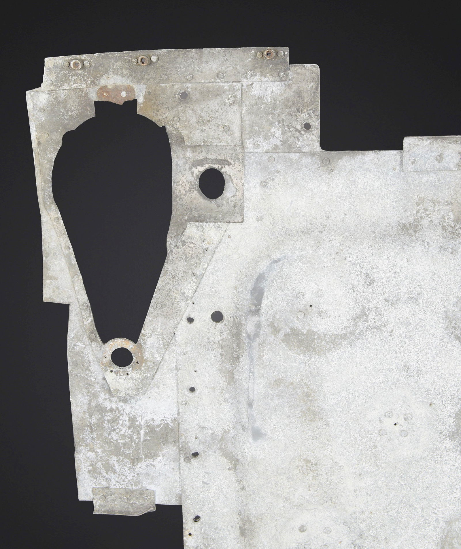 Morceau de carlingue. Fuselage section - 9