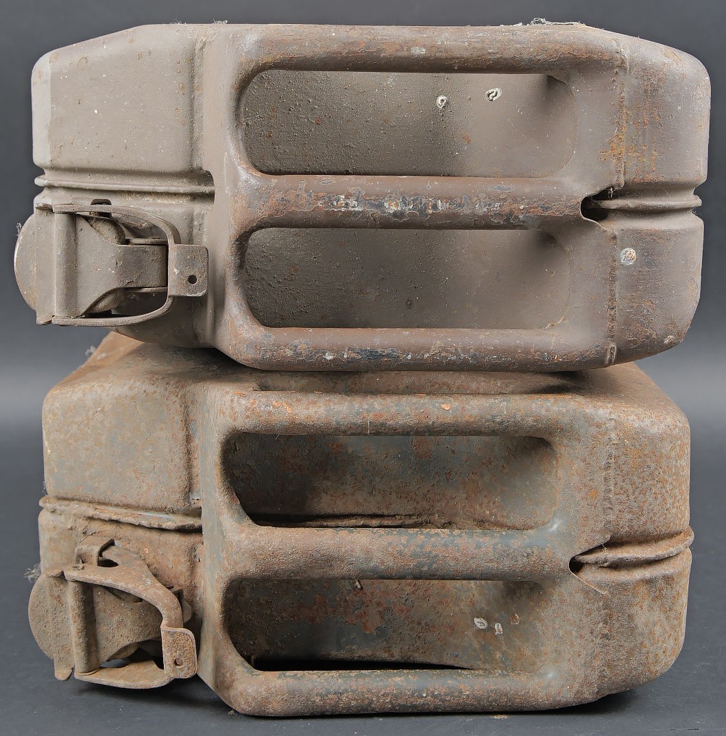 Jerrycans WH. WH jerrycans - 5