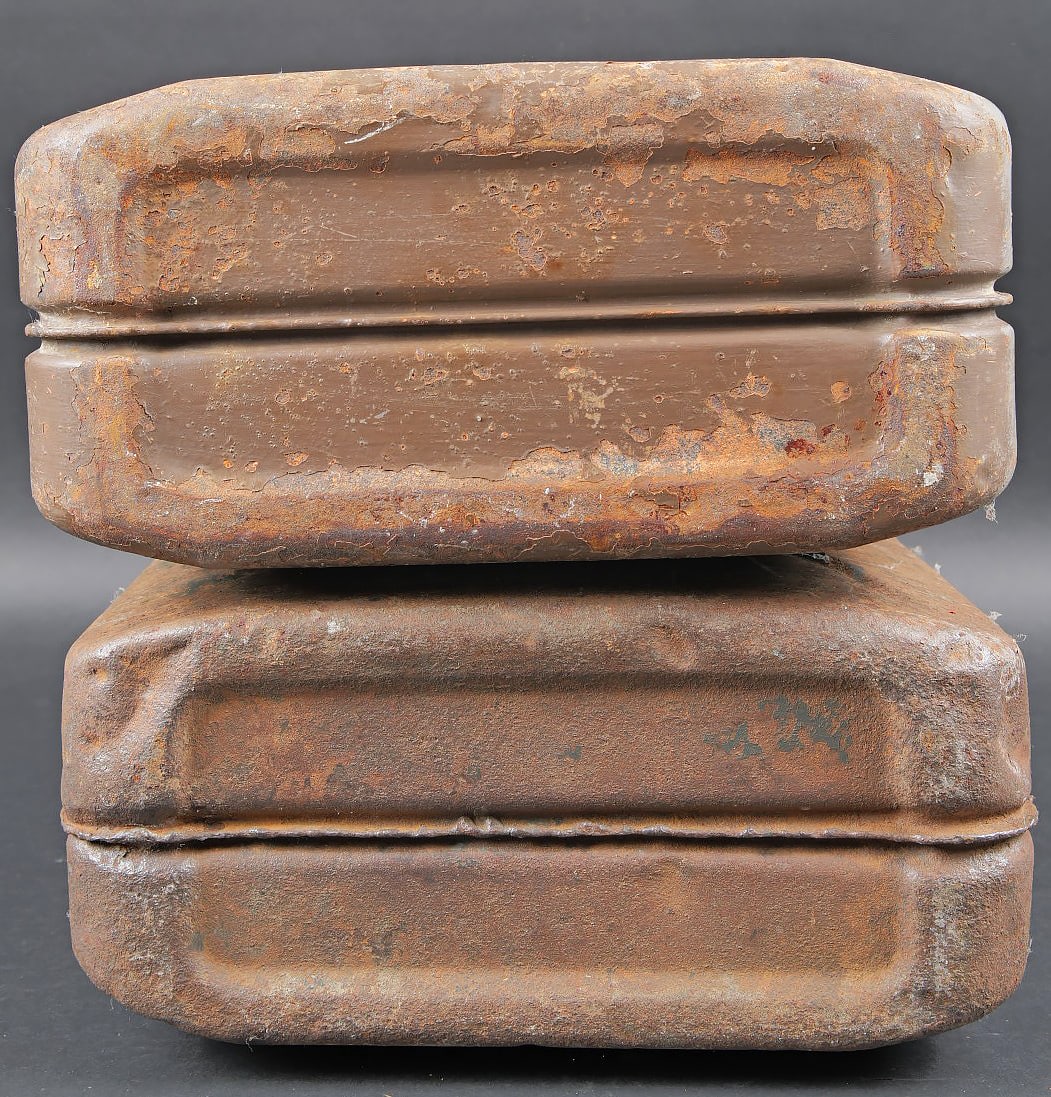 Jerrycans WH. WH jerrycans - 6