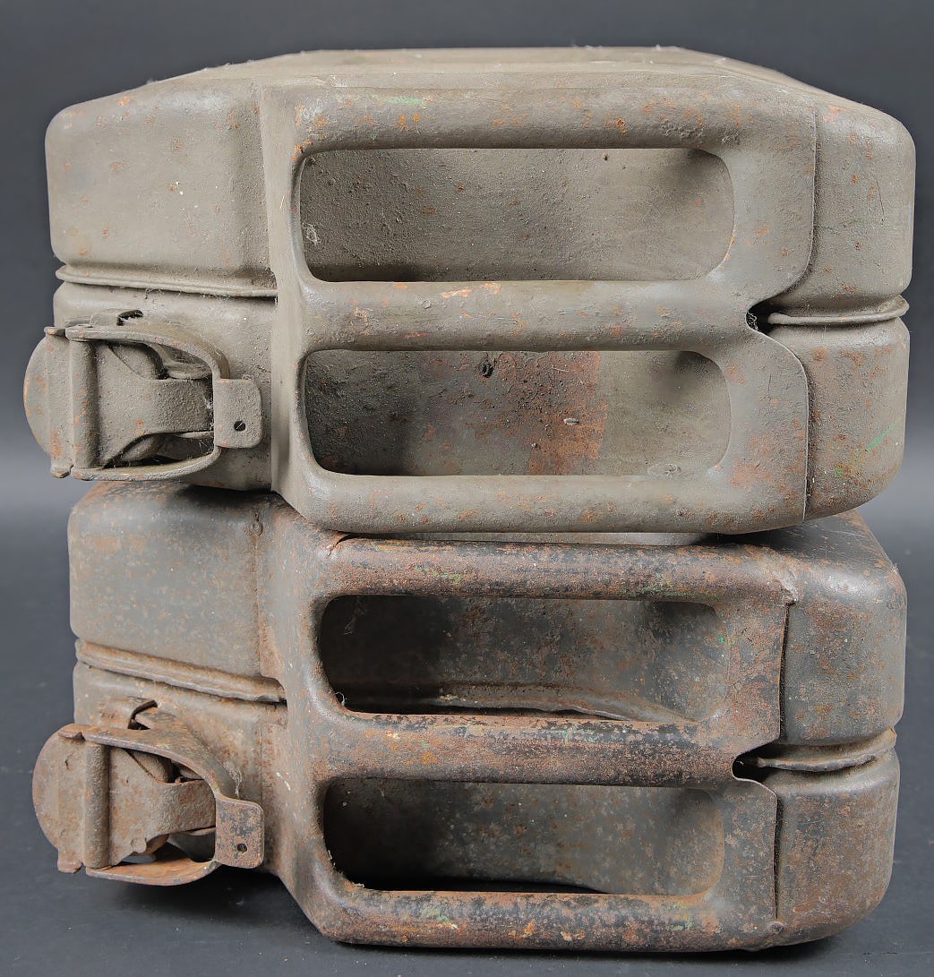Jerrycans WH. WH jerrycans - 5