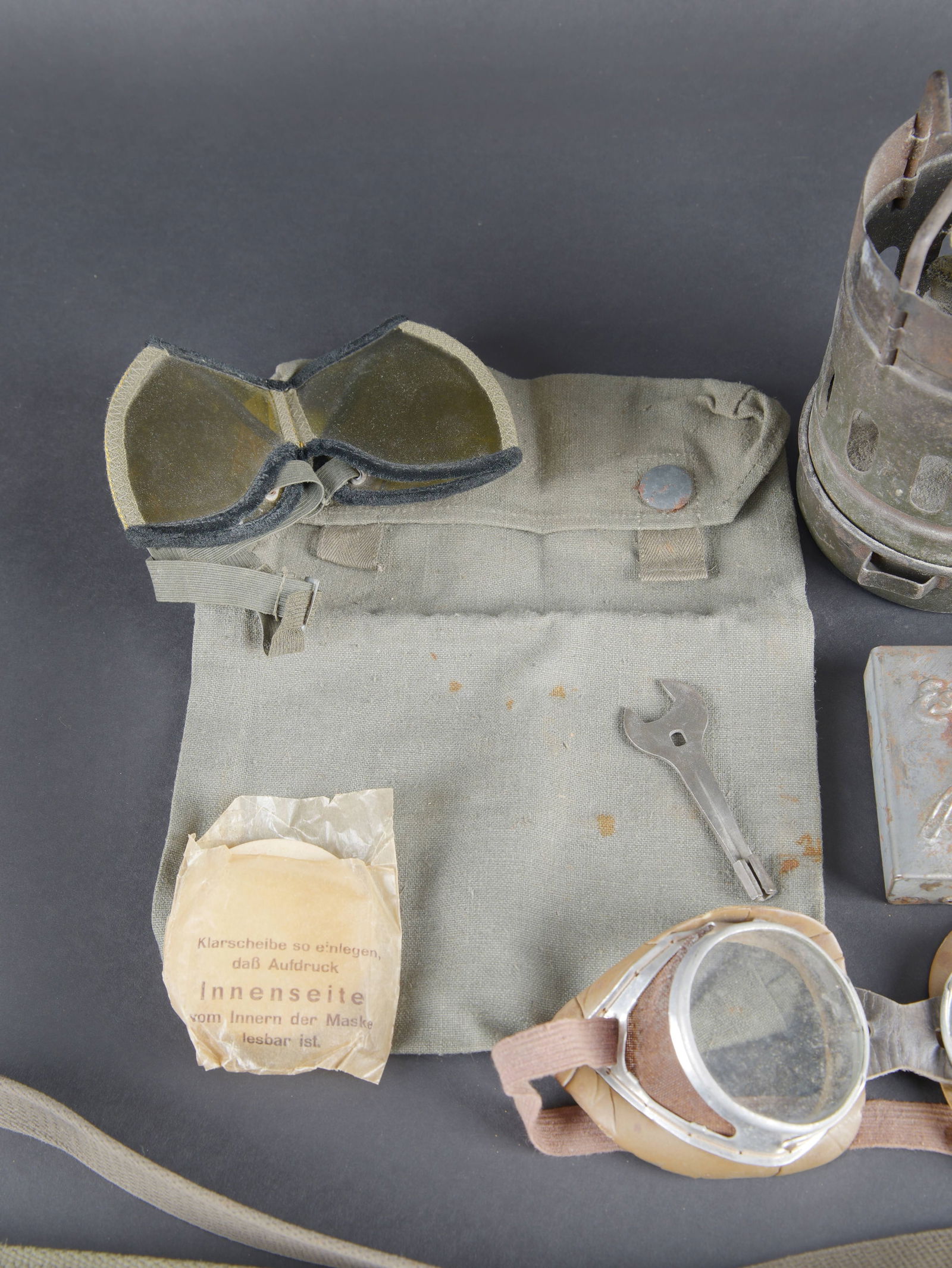 Petits equipements divers. Assorted small equipment - 3