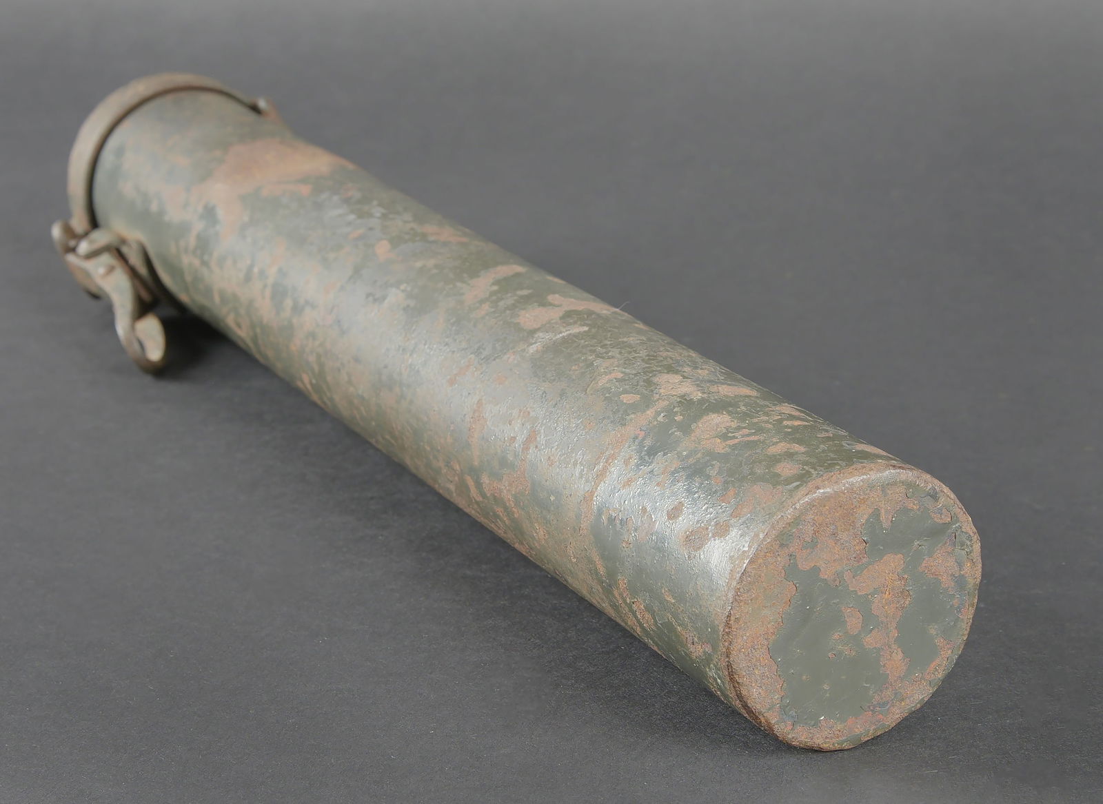 Container allemand. German ammunition container. - 4