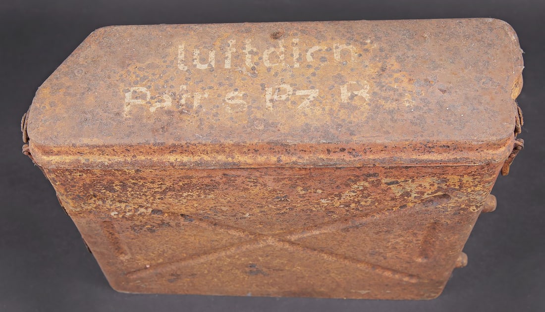 Caisses a munitions. Ammunition crates. - 8