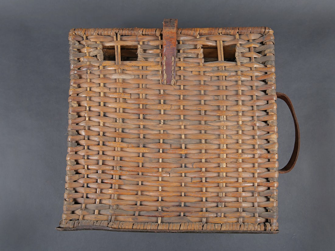 Panier 3 obus 7,5 cm le.IG.18. Wicker basket for three 7.5 cm rounds for le.IG.18 (1 of 8)