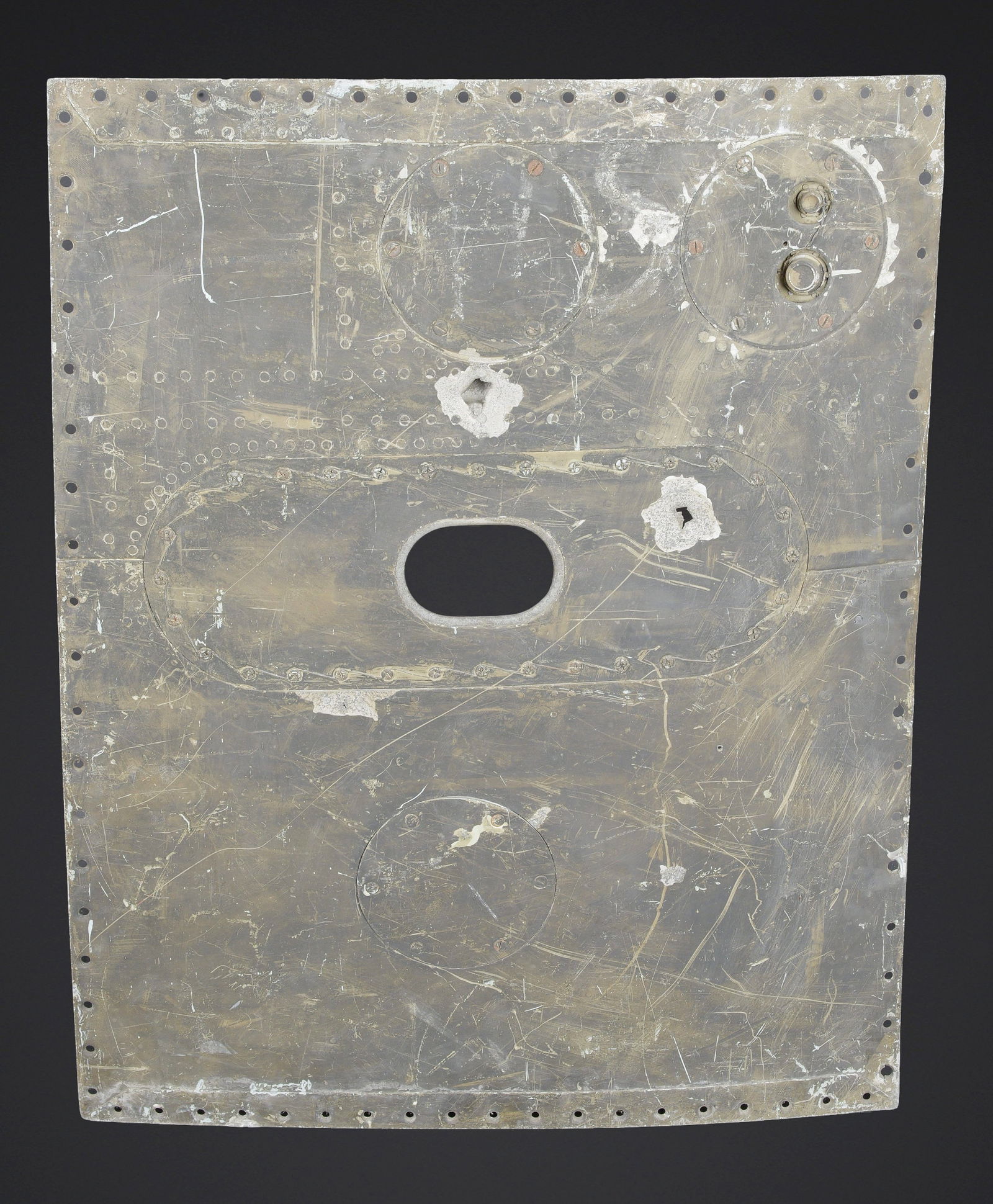 Morceau de carlingue d avion LW. Aircraft fuselage fragment, Luftwaffe. (1 of 10)