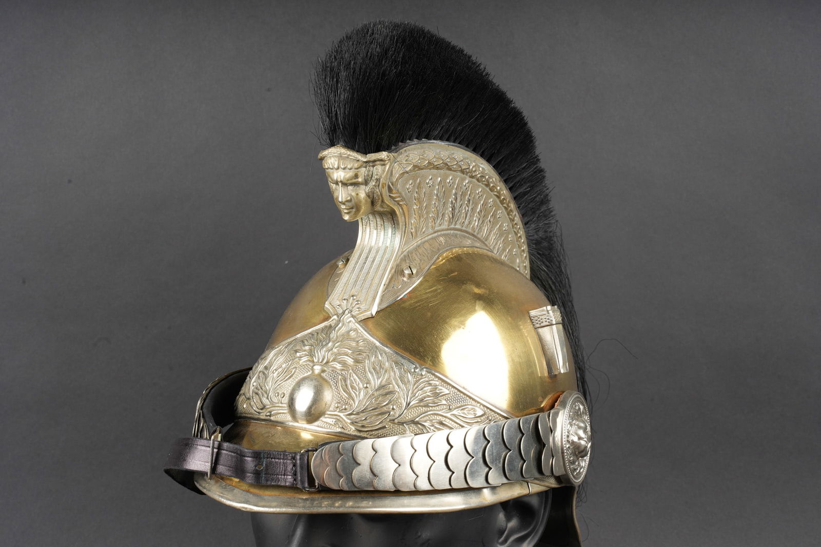 Casque de gendarme a cheval 1912. Mounted gendarme helmet model 1912. (1 of 10)