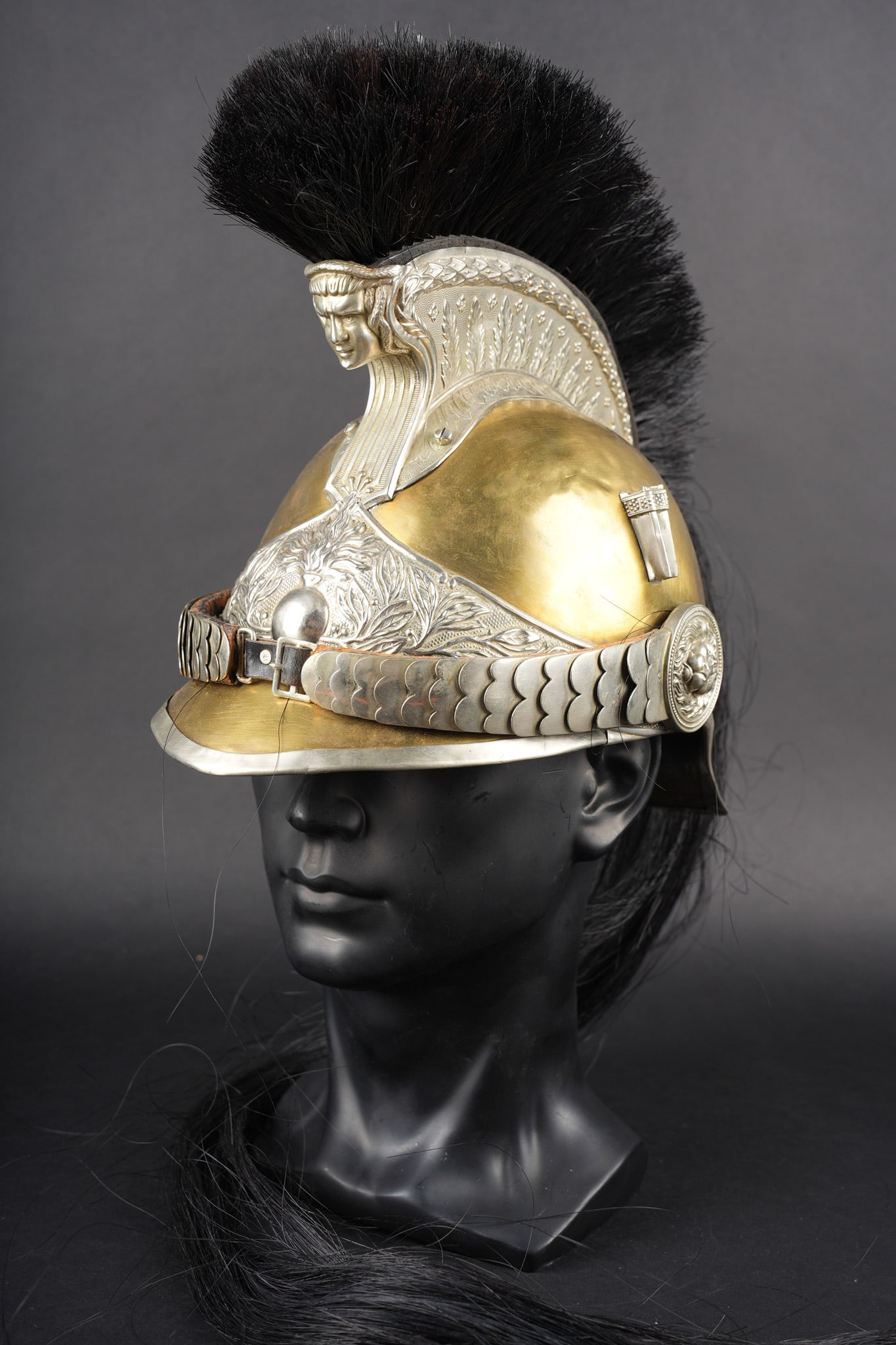 Casque de gendarme a cheval 1912. Mounted gendarme helmet model 1912. (1 of 13)