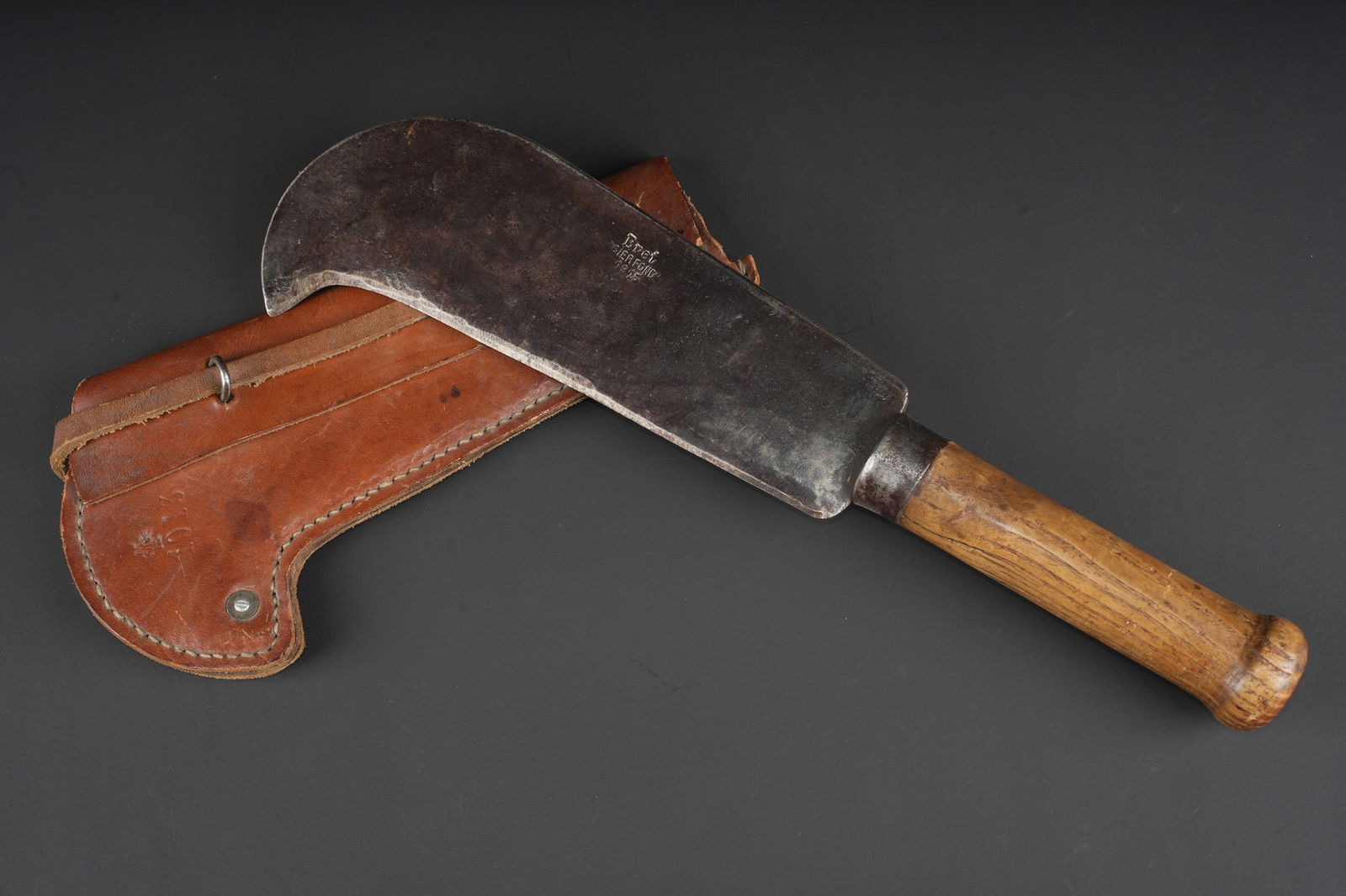 Serpe reglementaire. Regulation billhook. (1 of 5)