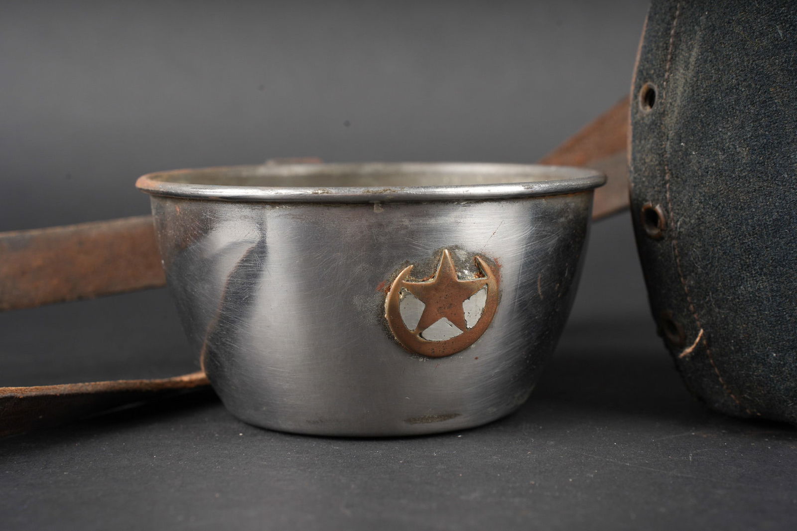 Ensemble d equipements. Equipment grouping. - 3