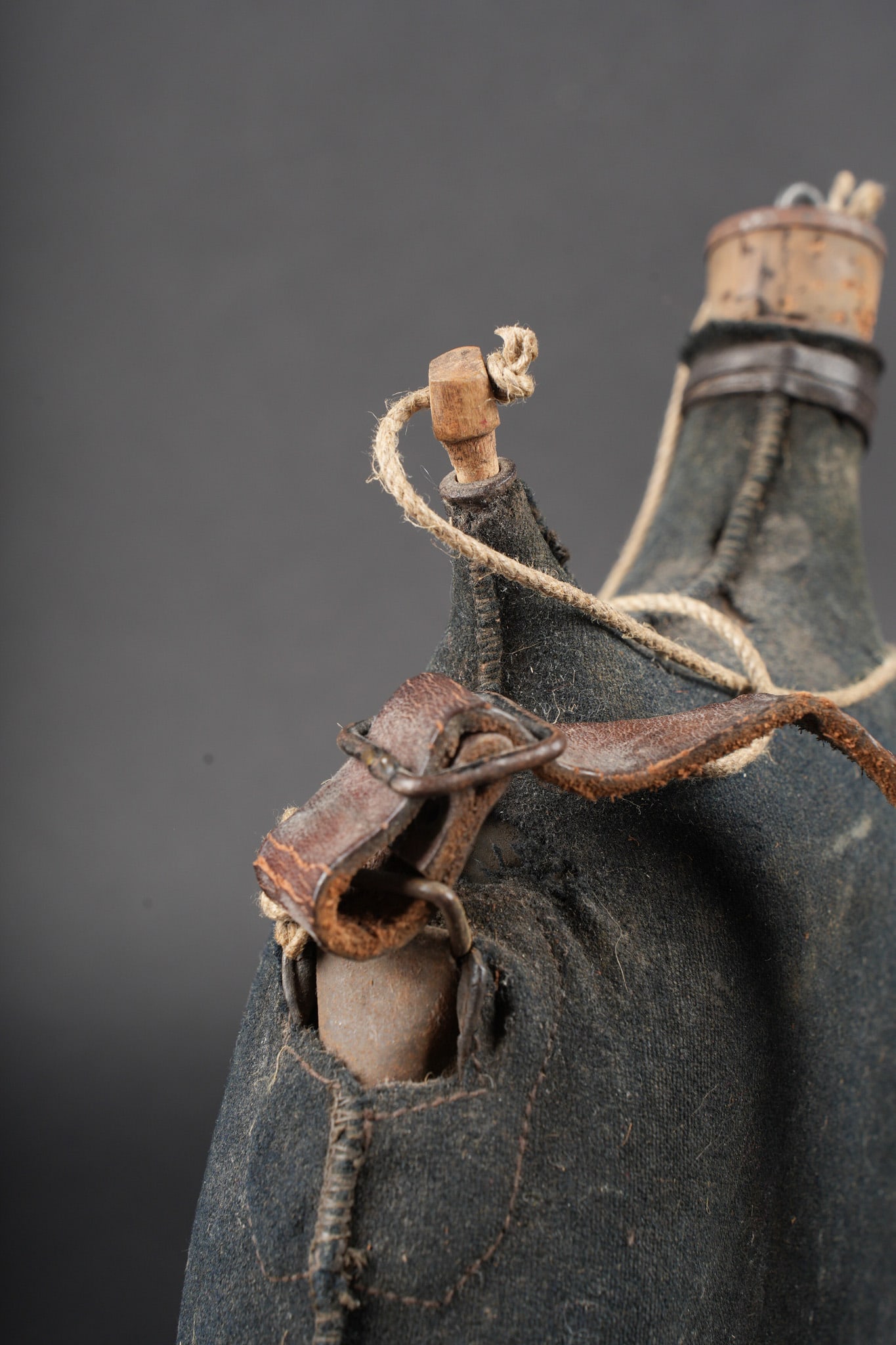 Ensemble d equipements. Equipment grouping. - 6