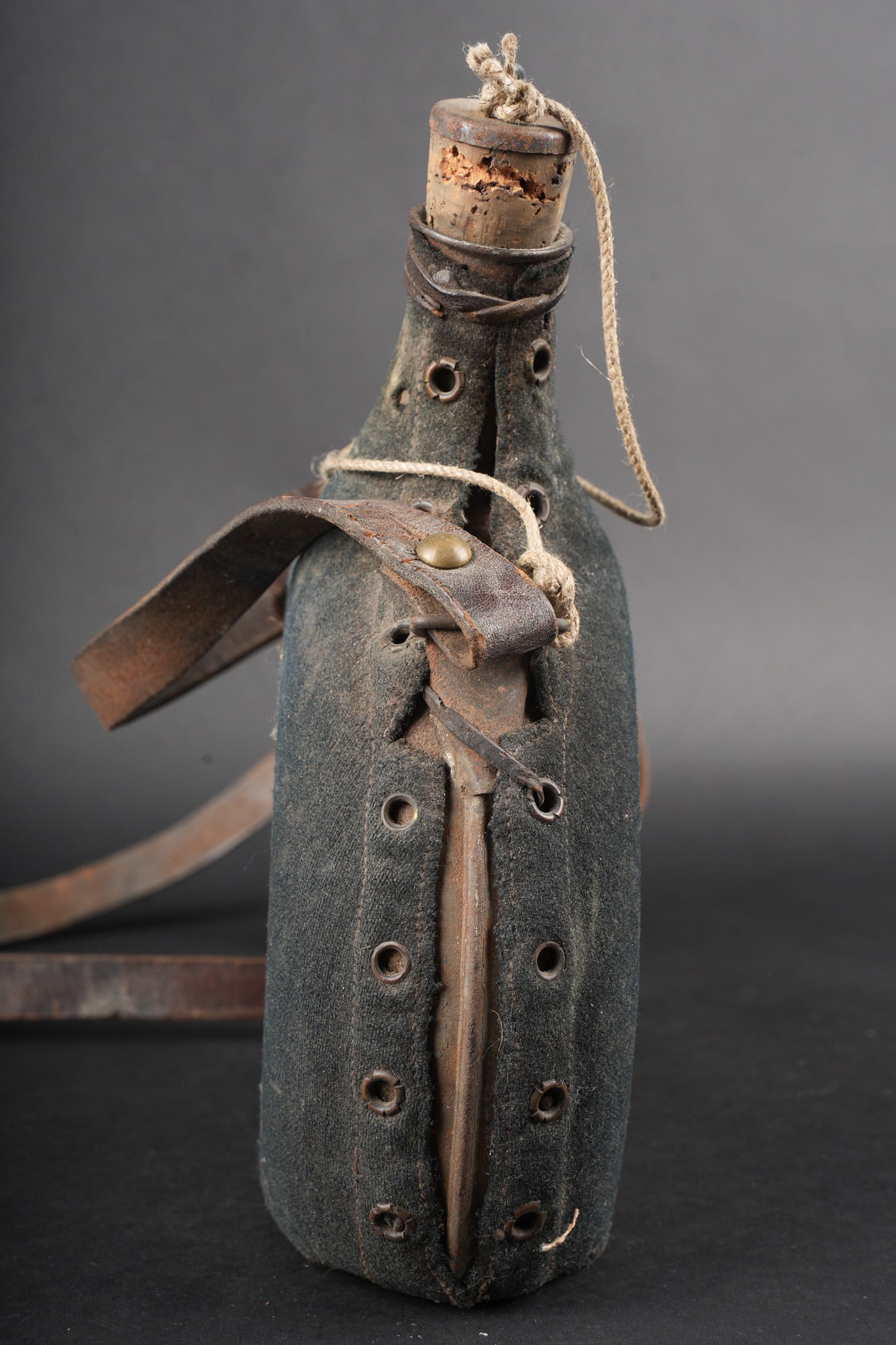 Ensemble d equipements. Equipment grouping. - 8