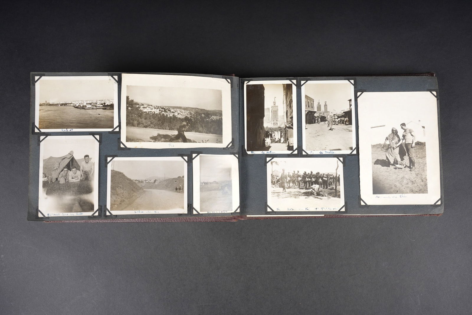 Album de 120 Photos annotees Campagne du Maroc. Album of 120 annotated photographs, Moroccan: Album de 120 Photos annotees Campagne du Maroc. Bel album photos comprenant plus de 120 cliches pris par un militaire Francais d une unite d Aviation durant la campagne du Maroc a la fin des annees