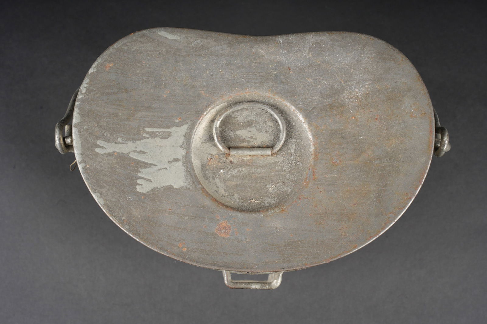 Ensemble d equipements. Equipment set - 13