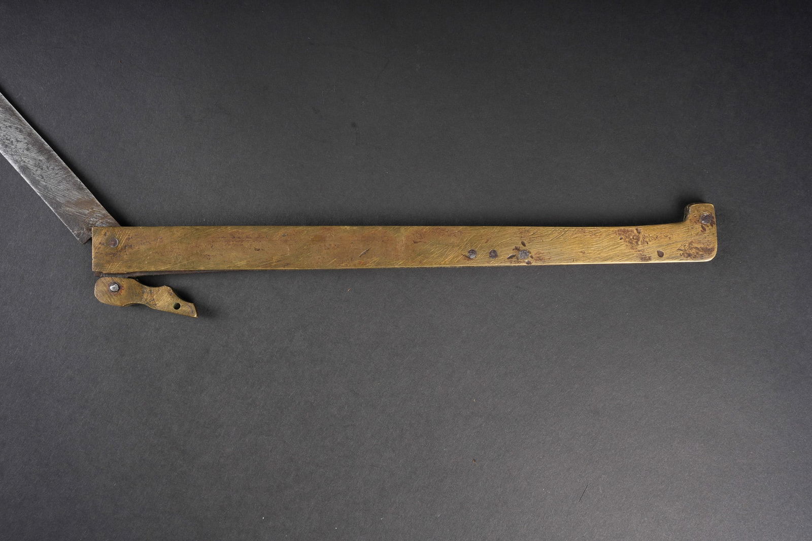 Couteau a cran d arret. Folding knife - 5