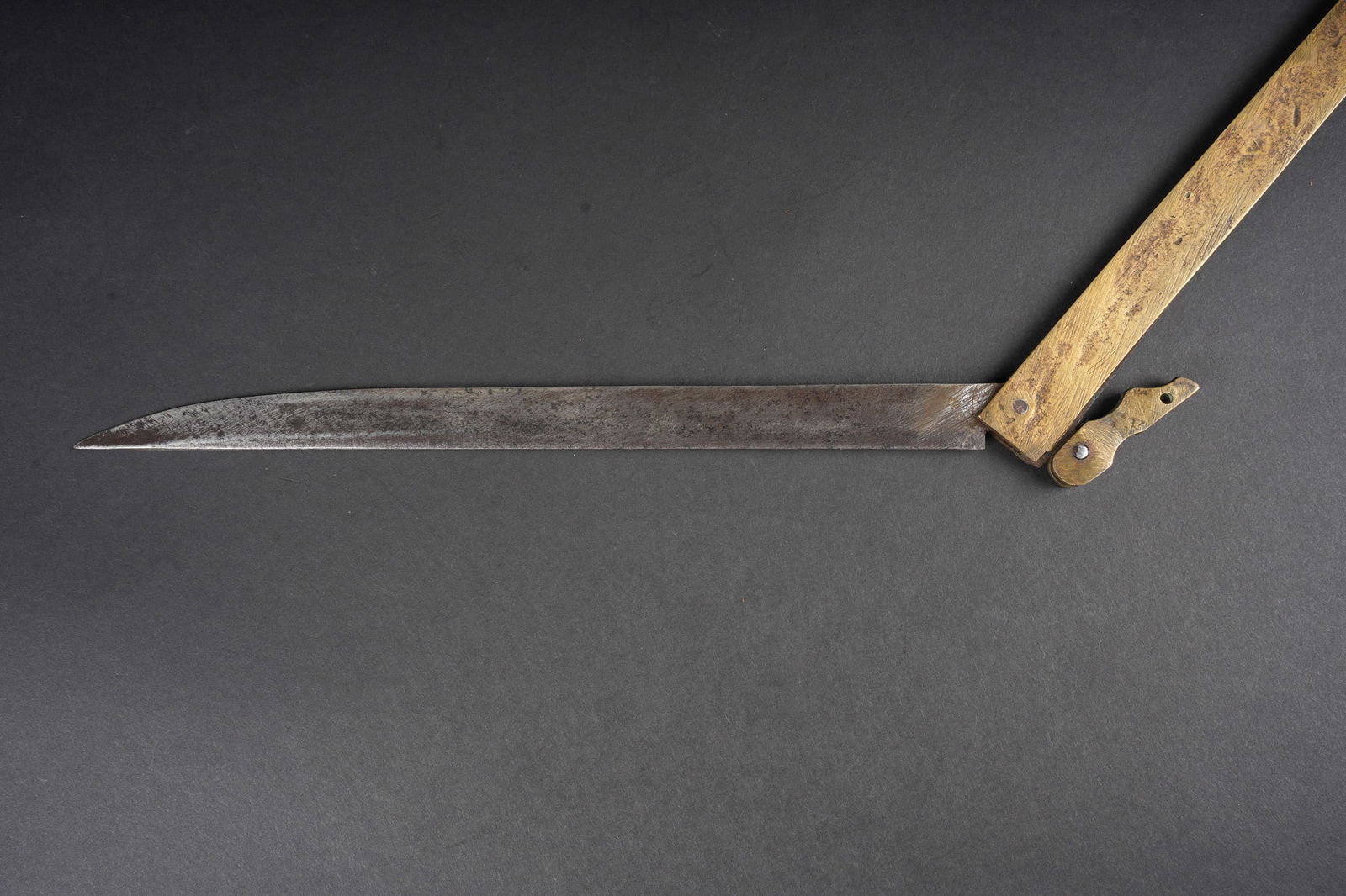 Couteau a cran d arret. Folding knife - 6