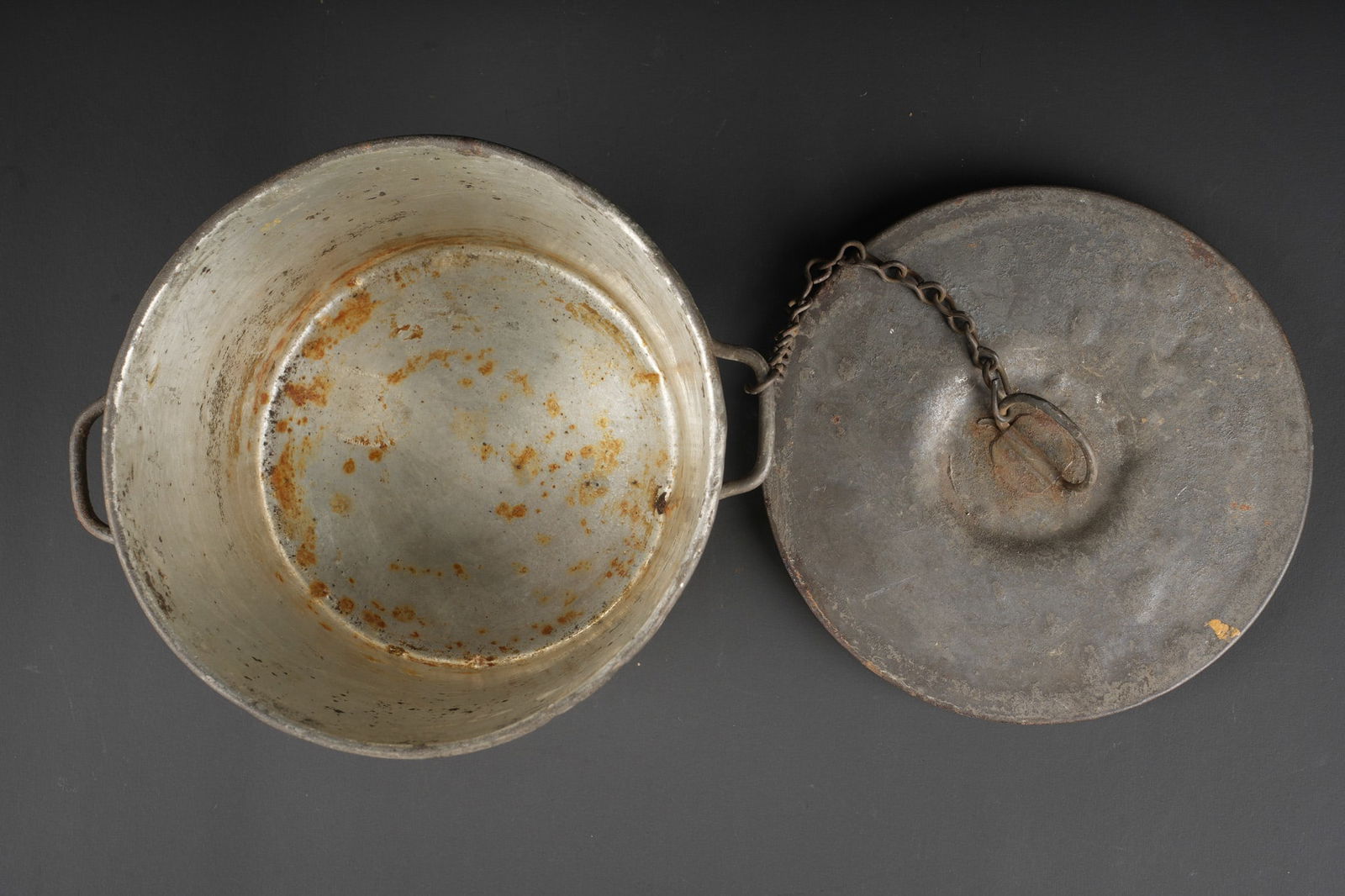 Ensemble d equipements. Equipment set - 8