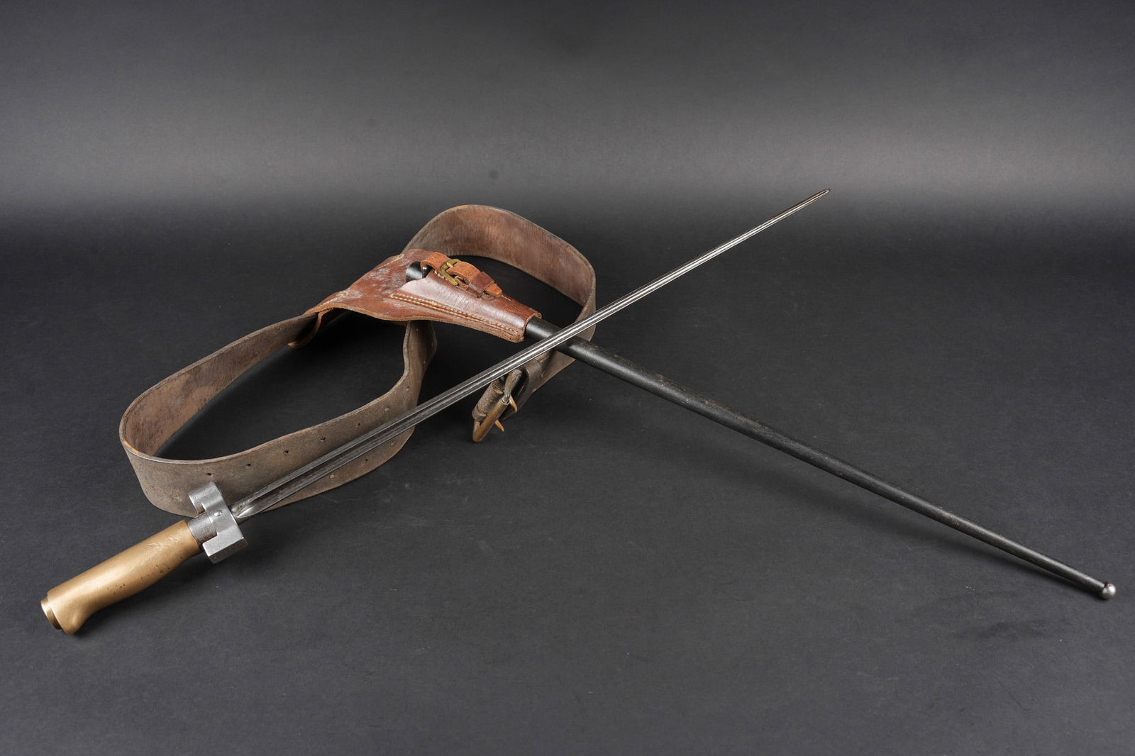 Ensemble d equipements. Equipment set - 4