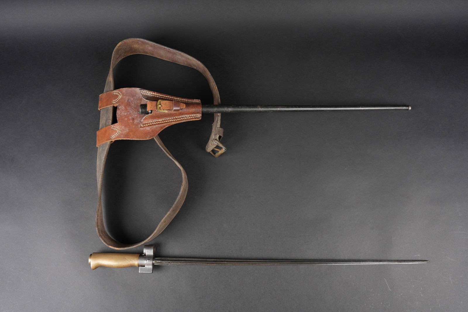 Ensemble d equipements. Equipment set - 5