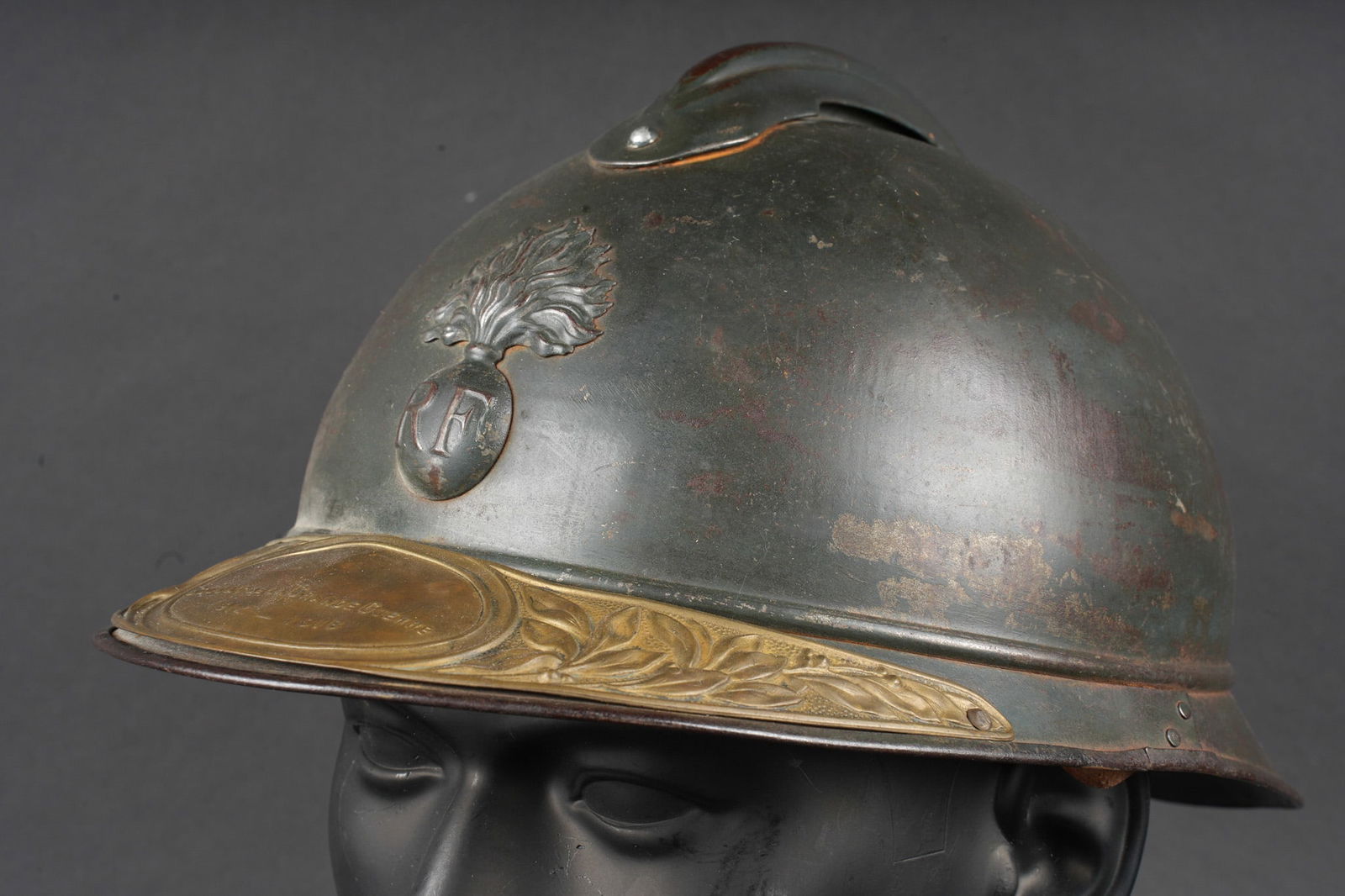 Casque Adrian 1915 infanterie. Adrian helmet, Model 1915, infantry (1 of 12)