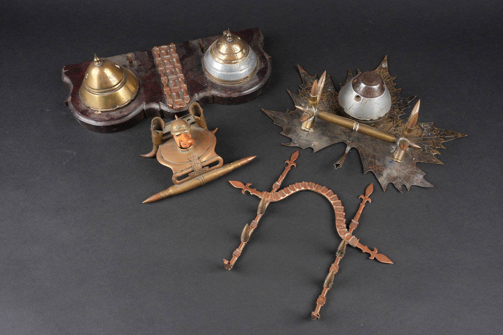 Lot artisanat de tranchees encriers. Lot of trench-art inkwells (1 of 20)