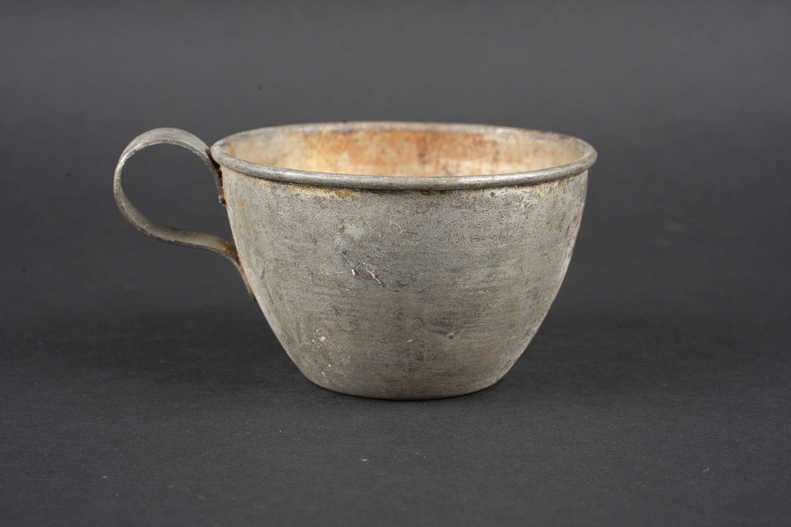 Ensemble d equipements. Equipment set - 12