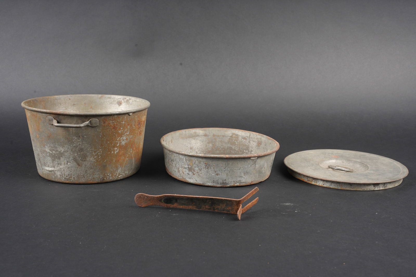 Ensemble d equipements. Equipment set - 5