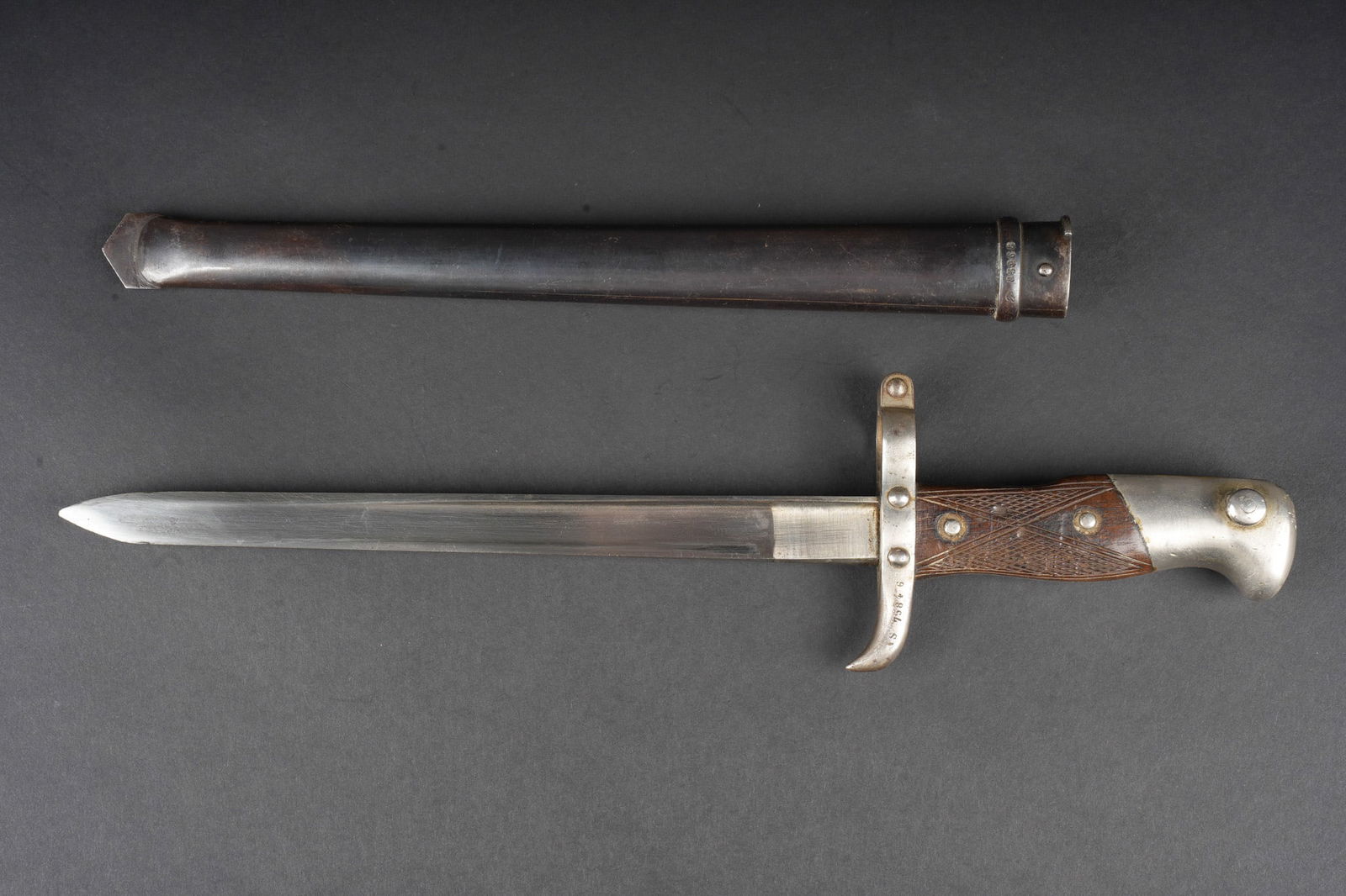 Poignard baionnette. Bayonet-dagger - 2