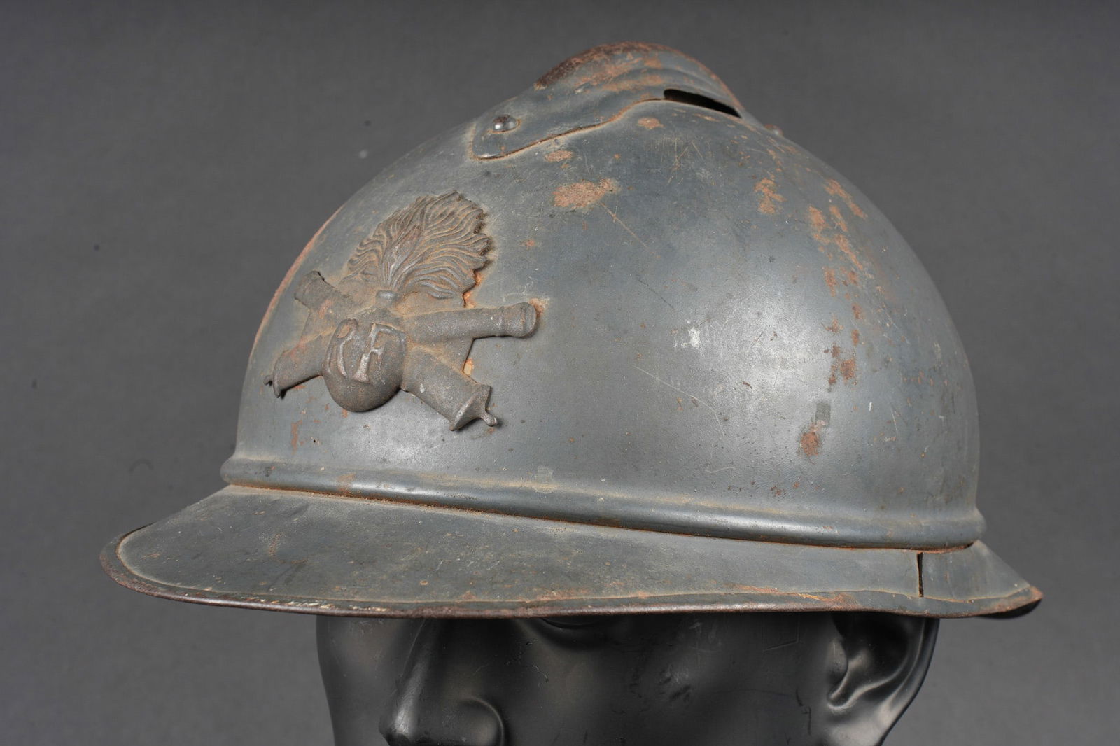 Casque Adrian 1915 artillerie. Adrian helmet, Model 1915, artillery (1 of 10)