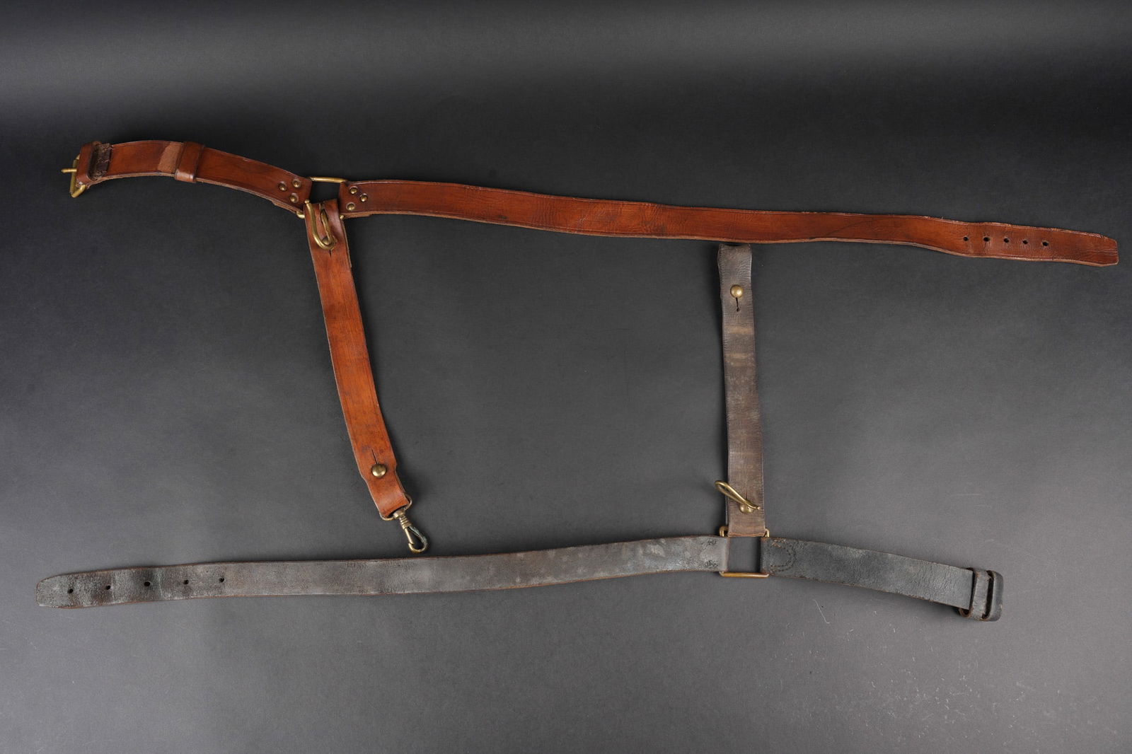 Ceinturons de cavalerie. Cavalry belts (1 of 18)