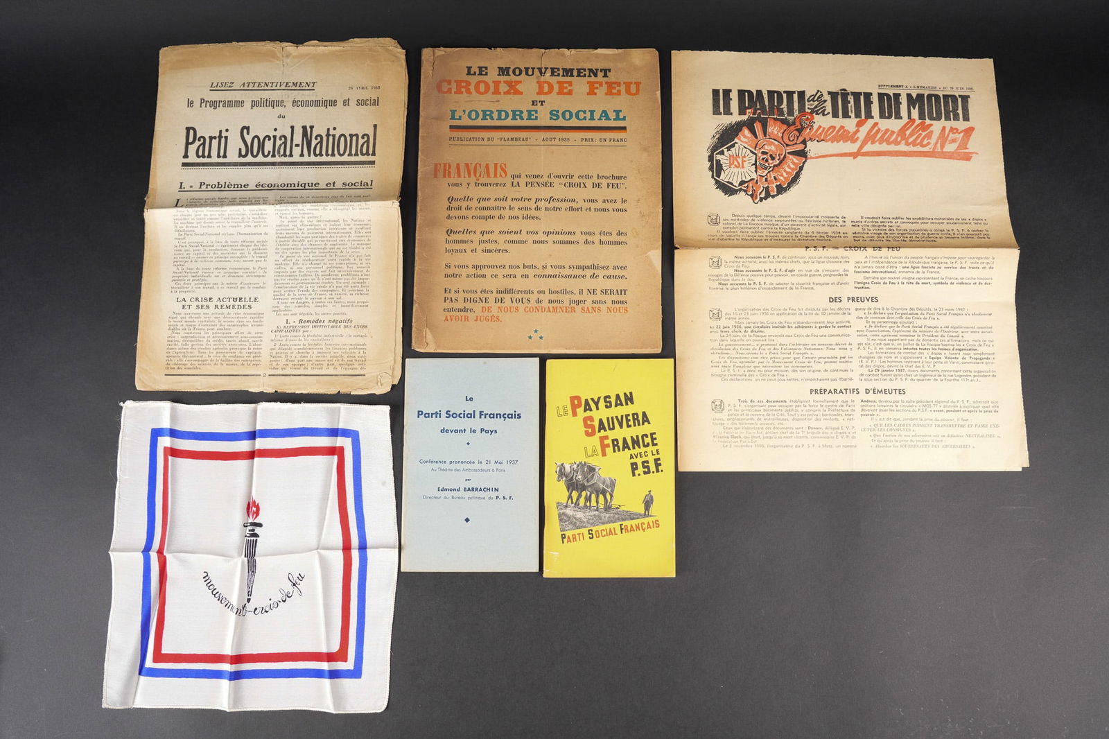 Ensemble documents et mouchoir PSF. Group of PSF documents and handkerchief (1 of 10)